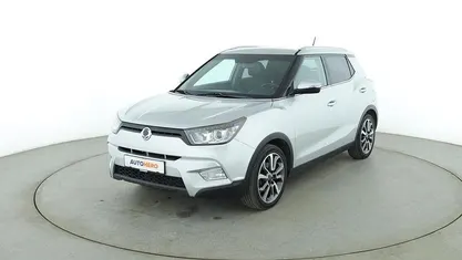 Gebraucht Ssangyong (KGM) Tivoli 128 PS (94 kW) 2016 Silber SUV