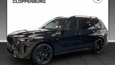 Schwarz Neu 2025 BMW X7 M Sport SUV | 107.990 €