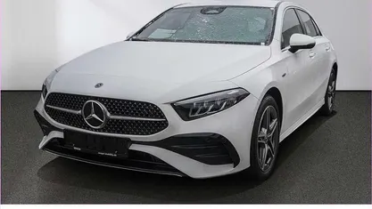 Gebraucht 2025 Mercedes A250 AMG Limousine | 34.980 € (Fairer Preis)