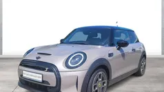 Grau Gebraucht 2021 Mini Cooper SE Hatch Kleinwagen | 17.970 € (Fairer Preis)