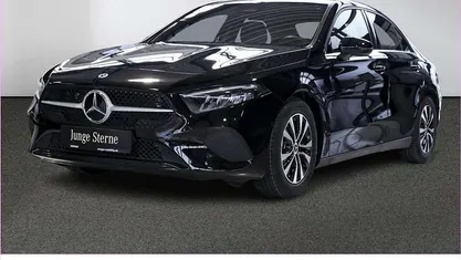 Schwarz Gebraucht 2024 Mercedes A180 Limousine | 28.690 € (Fairer Preis)