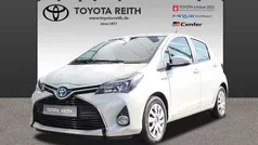 Weiß Gebraucht 2017 Toyota Yaris Hybrid Comfort Kleinwagen | 12.220 € (Fairer Preis)