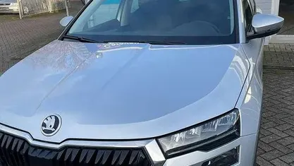 Gebraucht 2025 Skoda Karoq SUV | 33.990 € (Fairer Preis)