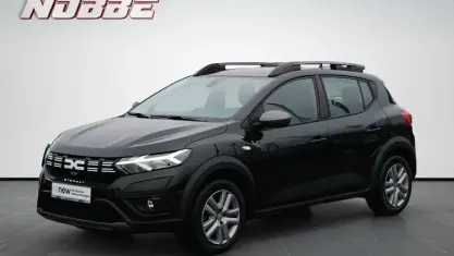 Gebraucht Dacia Sandero Expression 91 PS (66 kW) 2023 Schwarz Kleinwagen