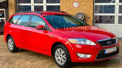 Gebraucht Ford Mondeo Trend 145 PS (106 kW) 2009 Rot Kombi