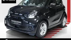 Schwarz Gebraucht 2021 Smart ForTwo Electric Drive Coupé | 10.490 € (Fairer Preis)