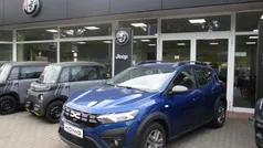 Blau Gebraucht 2023 Dacia Sandero Expression Kleinwagen | 17.599 € (Fairer Preis)
