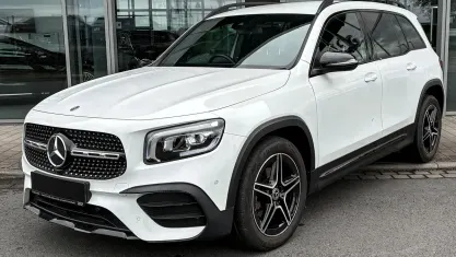 Gebraucht Mercedes GLB200 AMG 163 PS (119 kW) 2022 Digitalweiß SUV