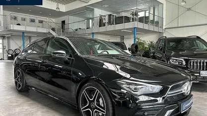 Gebraucht Mercedes CLA35 AMG Shooting Brake AMG 306 PS (225 kW) 2022 Schwarz Kombi