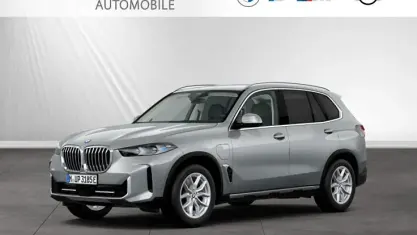 Gebraucht BMW X5 489 PS (359 kW) 2024 Skyscraper grau metallic SUV