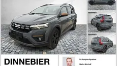 Grau (metallic) Gebraucht 2023 Dacia Jogger Extreme Van / Kleinbus | 19.214 € (Fairer Preis)