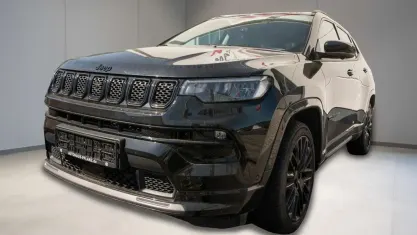 Usata Jeep Compass Altitude 131 CV (96 kW) 2023 Nero SUV