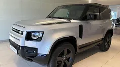 Hakuba silver (silber) Gebraucht 2023 Land Rover Defender Black Edition SUV | 69.490 € (Fairer Preis)