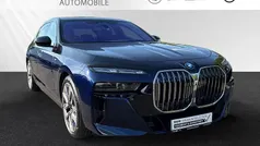 Blau Gebraucht 2024 BMW 750e M Sport Limousine | 122.221 € (Fairer Preis)