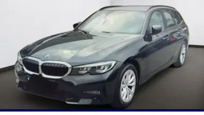 Gebraucht BMW 320 Advantage 190 PS (139 kW) 2022 Black sapphire Limousine