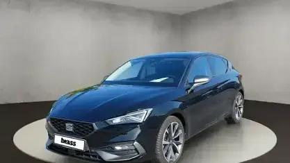 Gebraucht Seat Leon FR 150 PS (110 kW) 2023 Mitternachtsschwarz Limousine