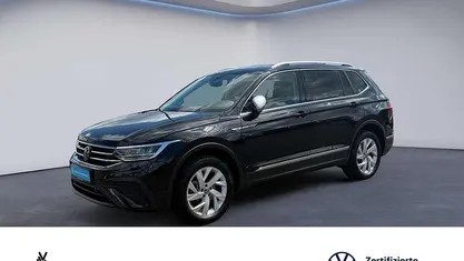 Schwarz Gebraucht 2024 VW Tiguan Allspace Life SUV | 36.595 € (Fairer Preis)