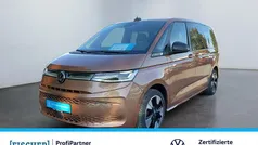 Gebraucht 2024 VW T7 Life Van | 55.430 € (Fairer Preis)