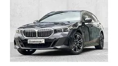 Grau Gebraucht 2024 BMW 520 M Sport Kombi | 52.390 € (Fairer Preis)