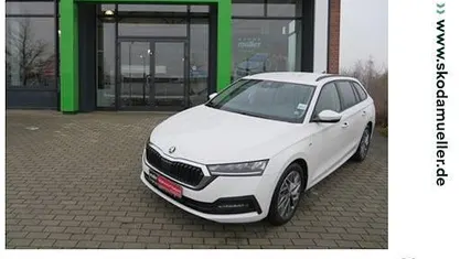 Gebraucht Skoda Octavia Tour 150 PS (110 kW) 2023 Weiß (candyweiss) Kombi