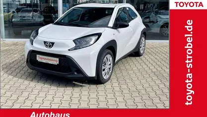 Schneeweiß Neu 2025 Toyota Aygo X Business Edition SUV | 17.380 € (Fairer Preis)