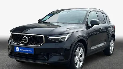Onyx schwarzmetallic Gebraucht 2024 Volvo XC40 Core SUV | 32.203 € (Guter Preis)