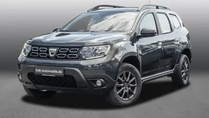 Gebraucht Dacia Duster Comfort 114 PS (83 kW) 2018 Kometengrau SUV