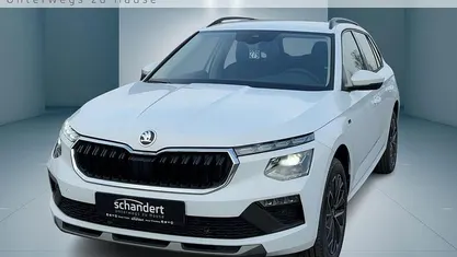 Moonweiß metallic (weiß) metallic Neu 2025 Skoda Kamiq Tour SUV | 29.950 € (Fairer Preis)