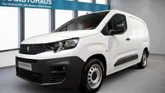 Gebraucht 2021 Peugeot Partner Premium Van / Kleinbus | 14.290 € (Fairer Preis)