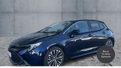 Nagoyablau metallic Gebraucht 2023 Toyota Corolla Team Limousine | 23.930 € (Guter Preis)