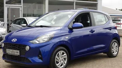 Blau Gebraucht 2023 Hyundai i10 Select Kleinwagen | 11.790 € (Fairer Preis)