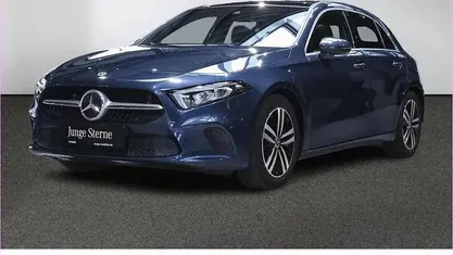 Blau Gebraucht 2021 Mercedes A180 Progressive Limousine | 24.880 € (Fairer Preis)