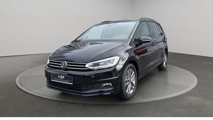 Neu VW Touran Comfortline 150 PS (110 kW) 2026 Grenadillschwarz metallic Van / Kleinbus