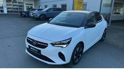 Weiss Gebraucht 2023 Opel Corsa-e Elegance Kleinwagen | 17.490 € (Fairer Preis)