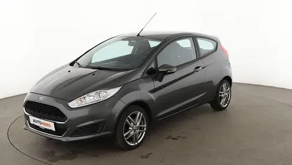 Grau Gebraucht 2016 Ford Fiesta Trend Limousine | 7.600 € (Fairer Preis)