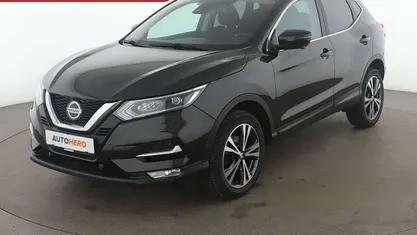 Schwarz Gebraucht 2018 Nissan Qashqai N-Connecta SUV | 15.170 € (Fairer Preis)