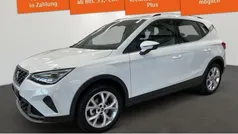 Nevada weiss Gebraucht 2024 Seat Arona FR SUV | 23.798 € (Fairer Preis)