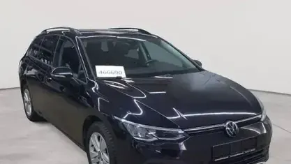 Begagnad VW Golf VIII Life 150 HK (110 kW) 2023 Svart Kombi