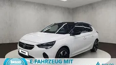 Jade weiß (uni) Gebraucht 2022 Opel Corsa-e Elegance Kleinwagen | 15.750 € (Fairer Preis)