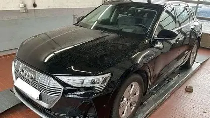 Gebraucht Audi e-tron S-Line 300 kW (408 PS) 2022 SUV