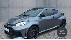 Precious metal Neu 2025 Toyota Yaris Kleinwagen | 48.990 € (Fairer Preis)