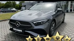 Grau Gebraucht 2023 Mercedes A200 AMG Limousine | 33.490 € (Fairer Preis)