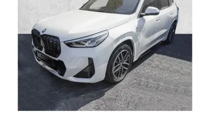 Gebraucht BMW iX1 M Sport 230 kW (313 PS) 2023 Weiß SUV