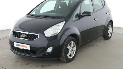Second-hand Kia Venga DREAM-TEAM Edition 125 CP (91 kW) 2015 Negru Hatchback