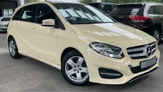 Beige Gebraucht 2016 Mercedes B180 Style Van / Kleinbus | 5.999 €