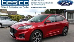Rot Gebraucht 2020 Ford Kuga ST-Line X SUV | 20.470 € (Fairer Preis)