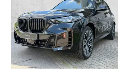 Neu BMW X5 Sport Line 489 PS (359 kW) 2026 Saphirschwarz metallic SUV