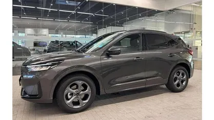 Gebraucht 2025 Ford Kuga ST-Line SUV | 34.830 € (Fairer Preis)