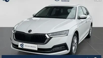 Gebraucht Skoda Octavia Style 116 PS (85 kW) 2023 Candyweiss Kombi