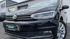 Deep black Gebraucht 2024 VW Touran Highline Van / Kleinbus | 33.860 € (Fairer Preis)